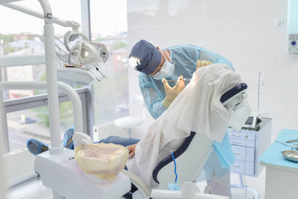 Best Emergency Root Canal Treatment in Silver Springs Shores, FL